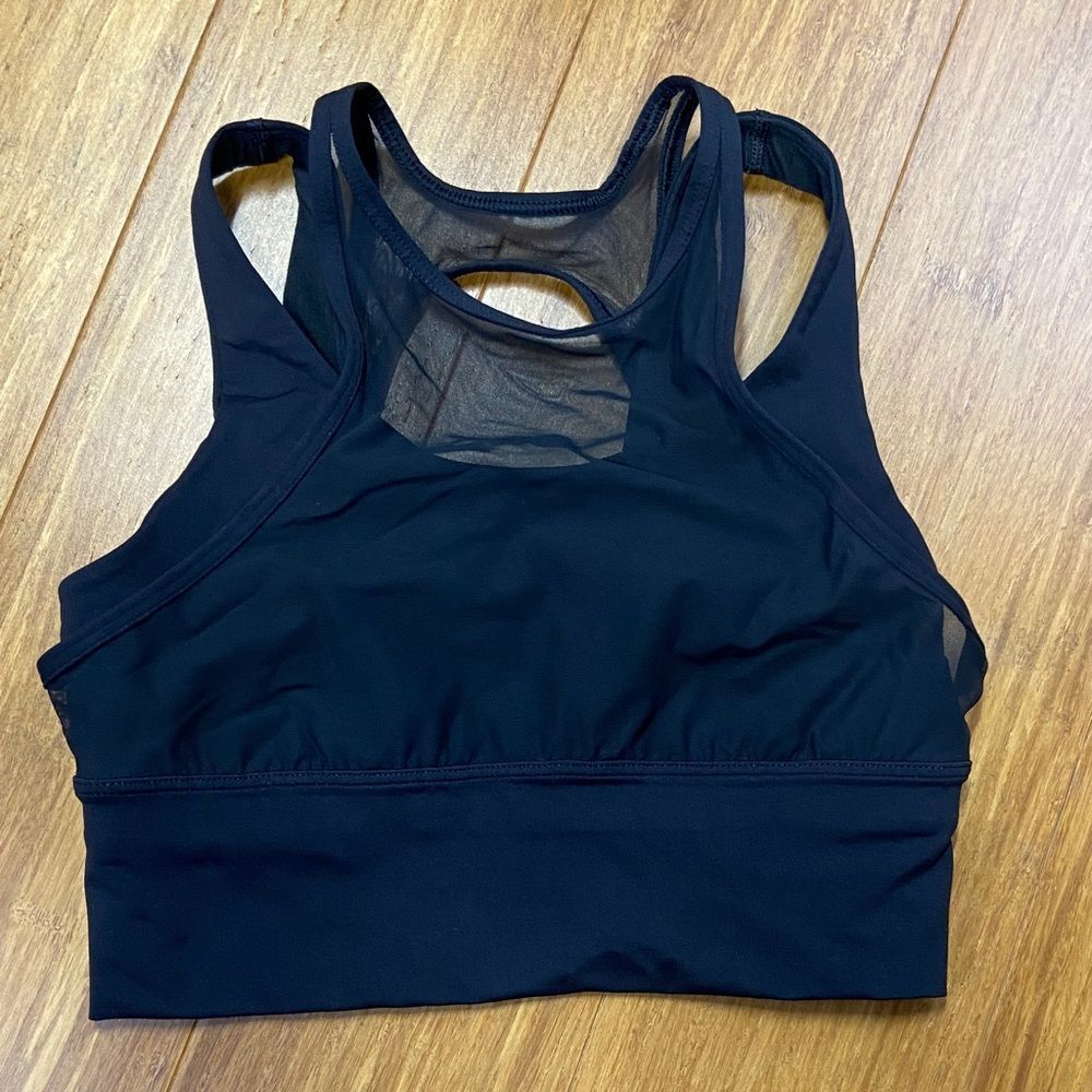 Lululemon Multilayer Mesh Women's Black Sports Bra size 4
